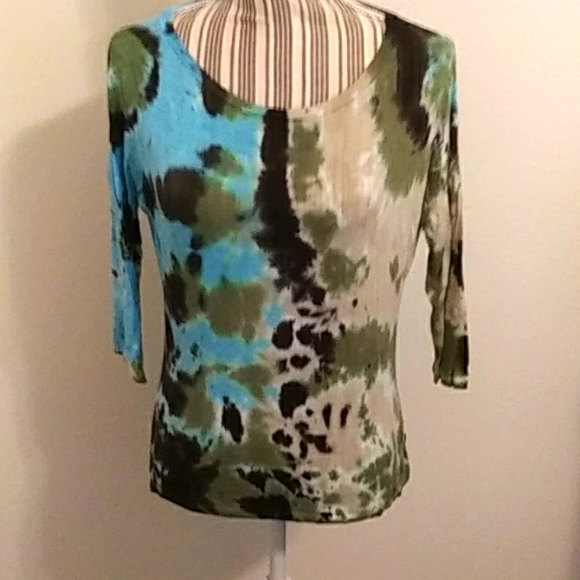 Top - Picture 1 of 2